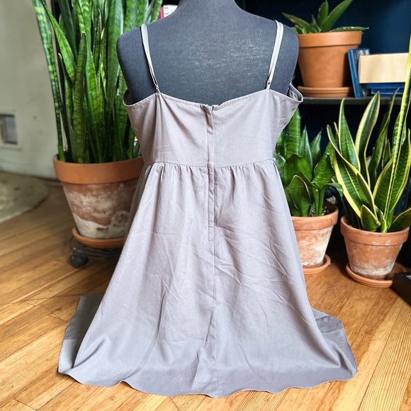 Divided H&M Dress Size 12 - Picture 2 of 5